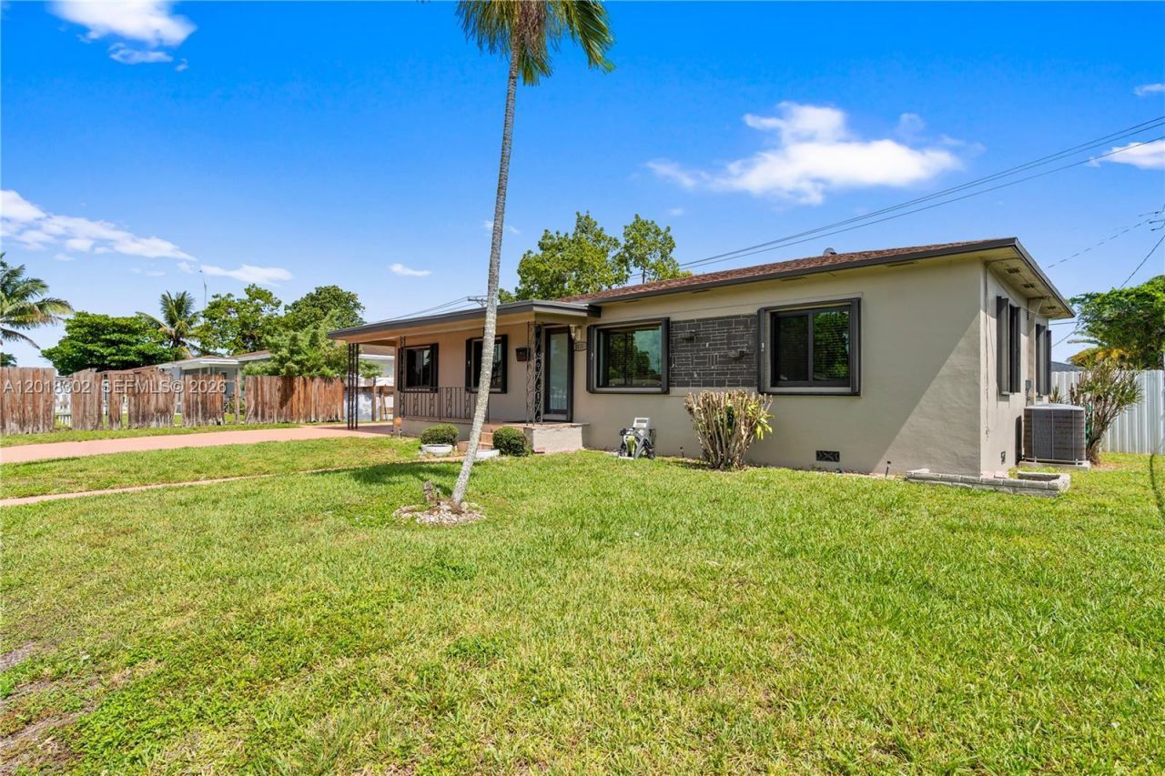 3155 NW 81st Ter , Miami, FL 33147 Photo