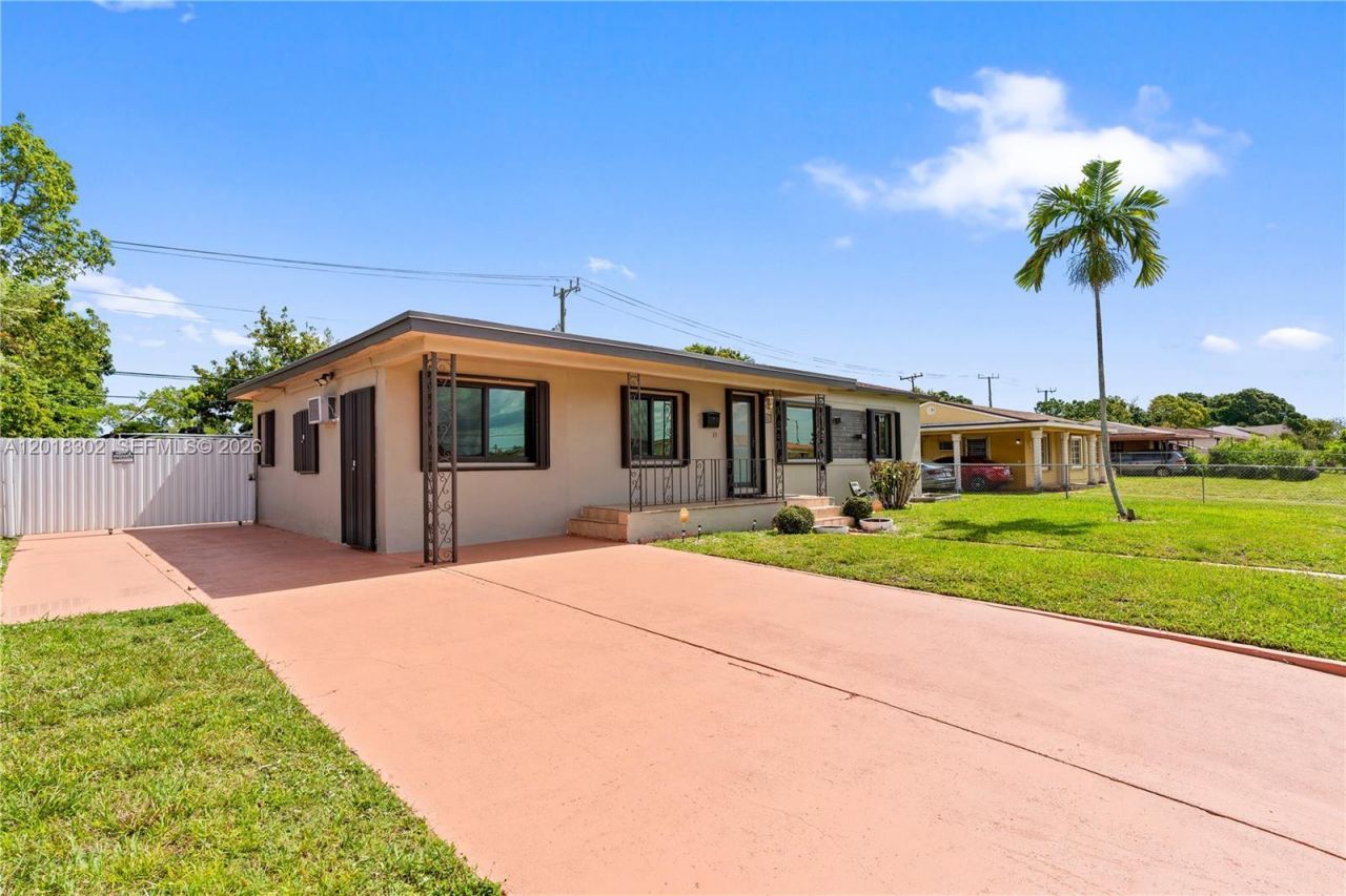 3155 NW 81st Ter , Miami, FL 33147 Photo