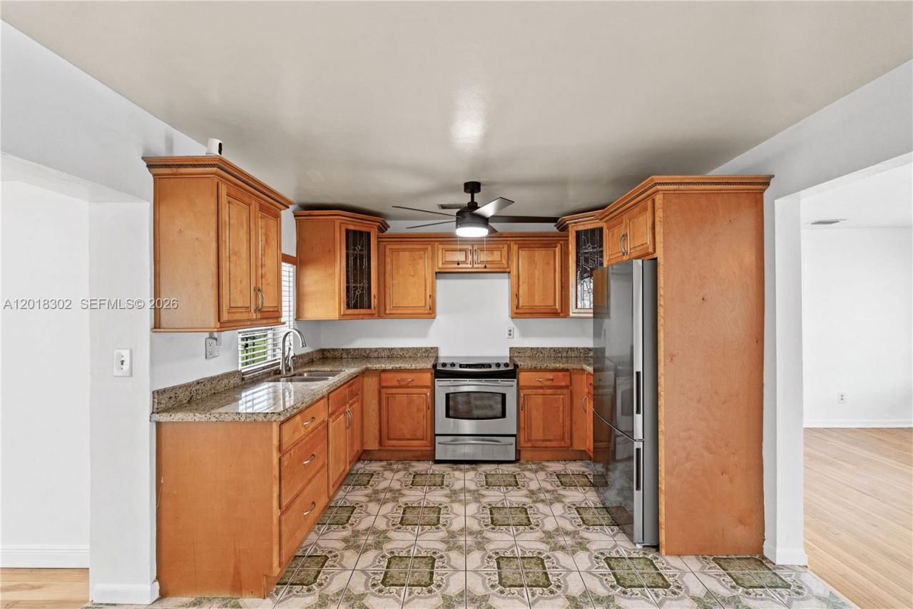 3155 NW 81st Ter , Miami, FL 33147 Photo