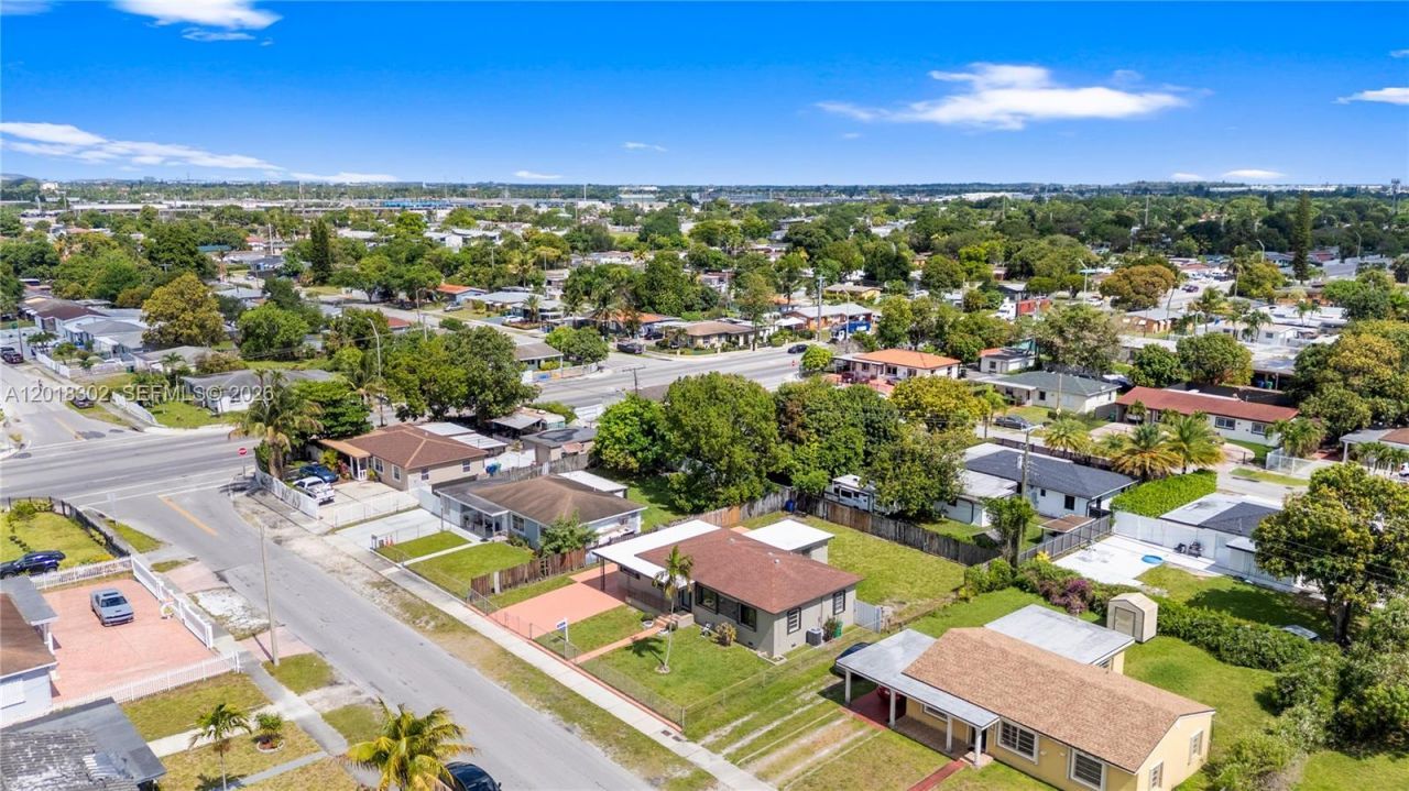 3155 NW 81st Ter , Miami, FL 33147 Photo