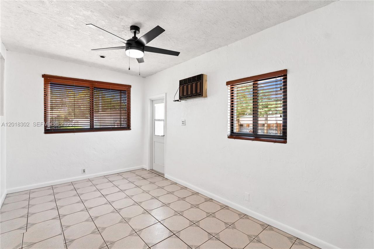 3155 NW 81st Ter , Miami, FL 33147 Photo