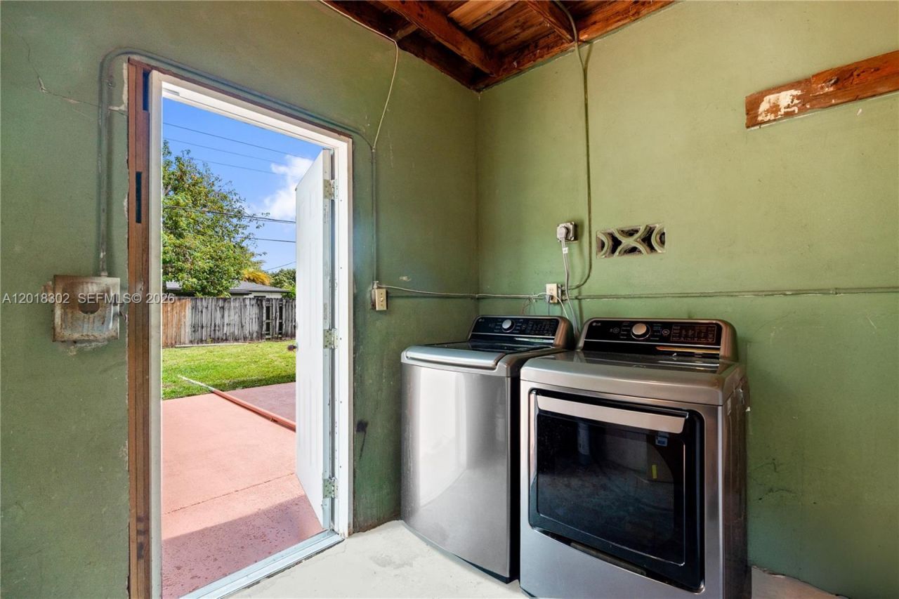 3155 NW 81st Ter , Miami, FL 33147 Photo