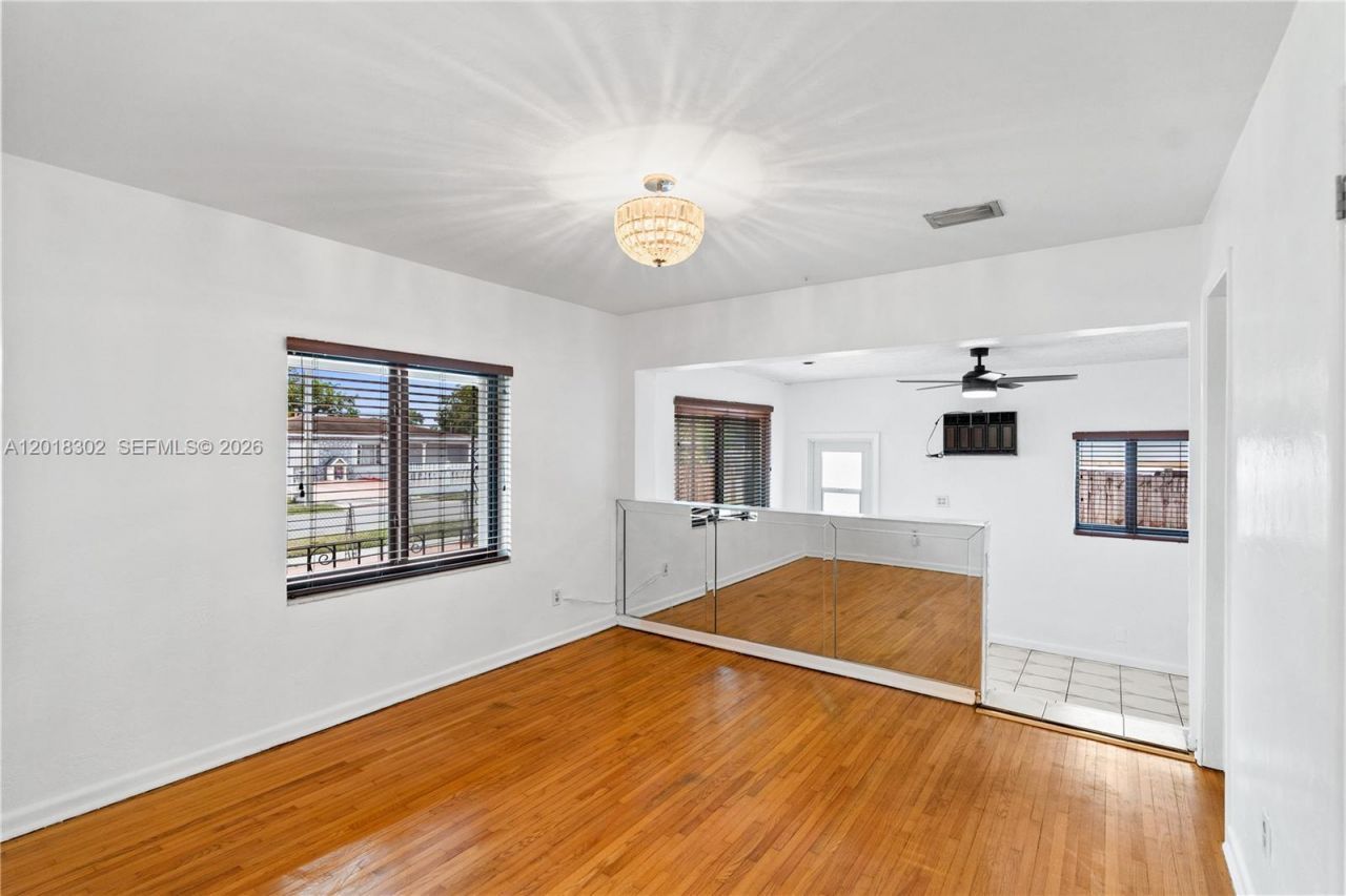 3155 NW 81st Ter , Miami, FL 33147 Photo