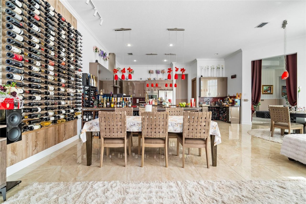 5703 N Sterling Ranch Dr, Davie, FL 33314 Photo