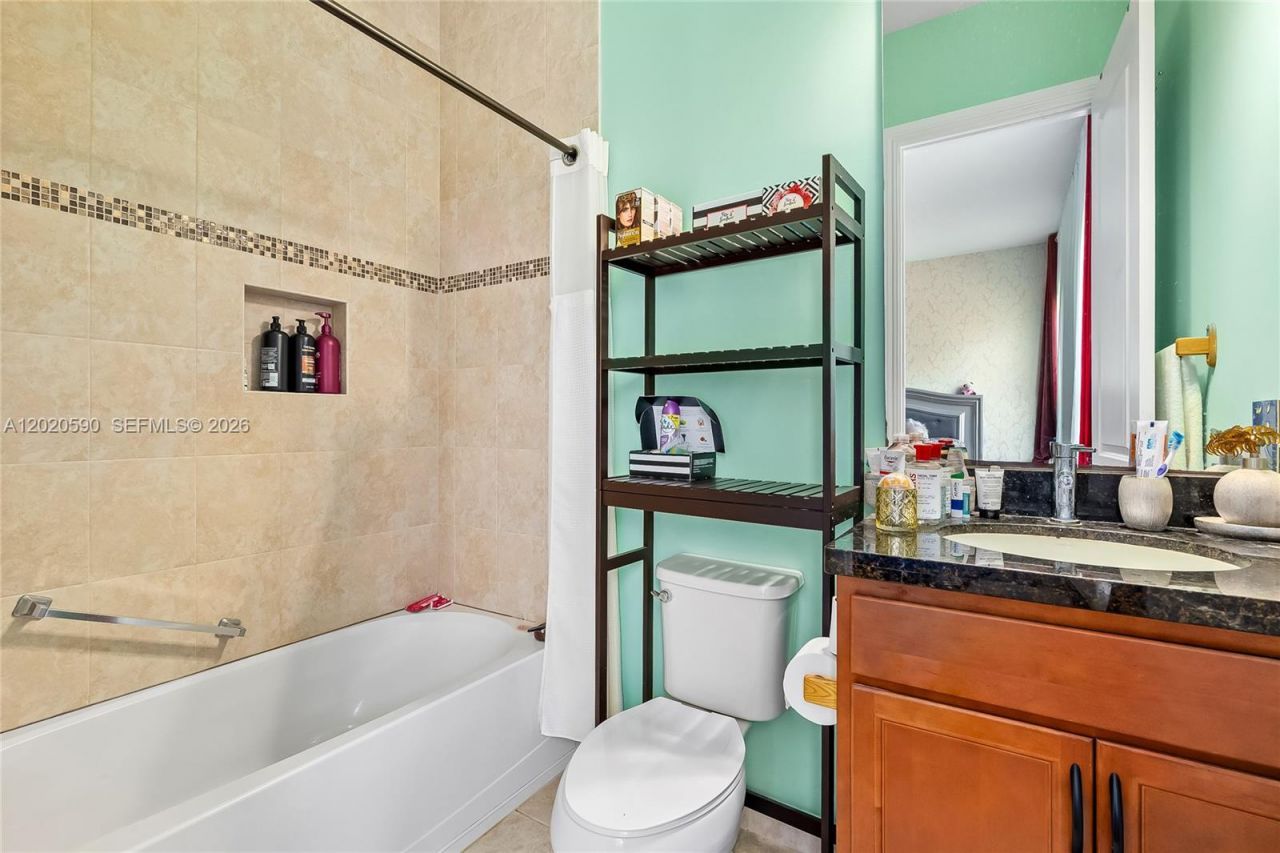 5703 N Sterling Ranch Dr, Davie, FL 33314 Photo