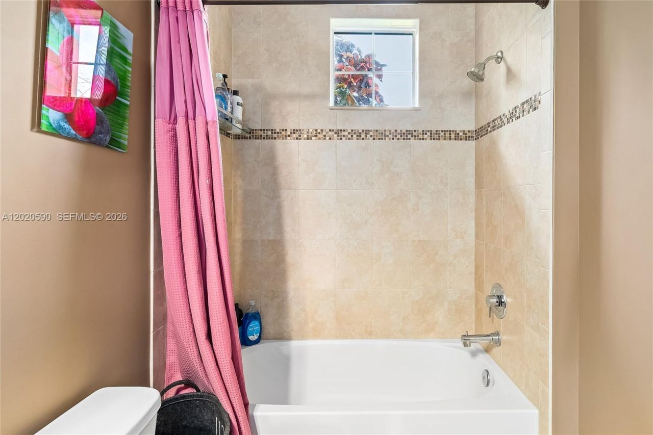5703 N Sterling Ranch Dr, Davie, FL 33314 Photo