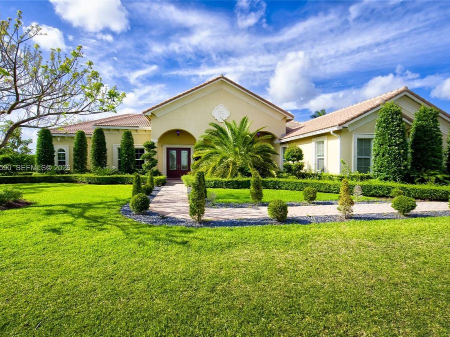 Property Image 81