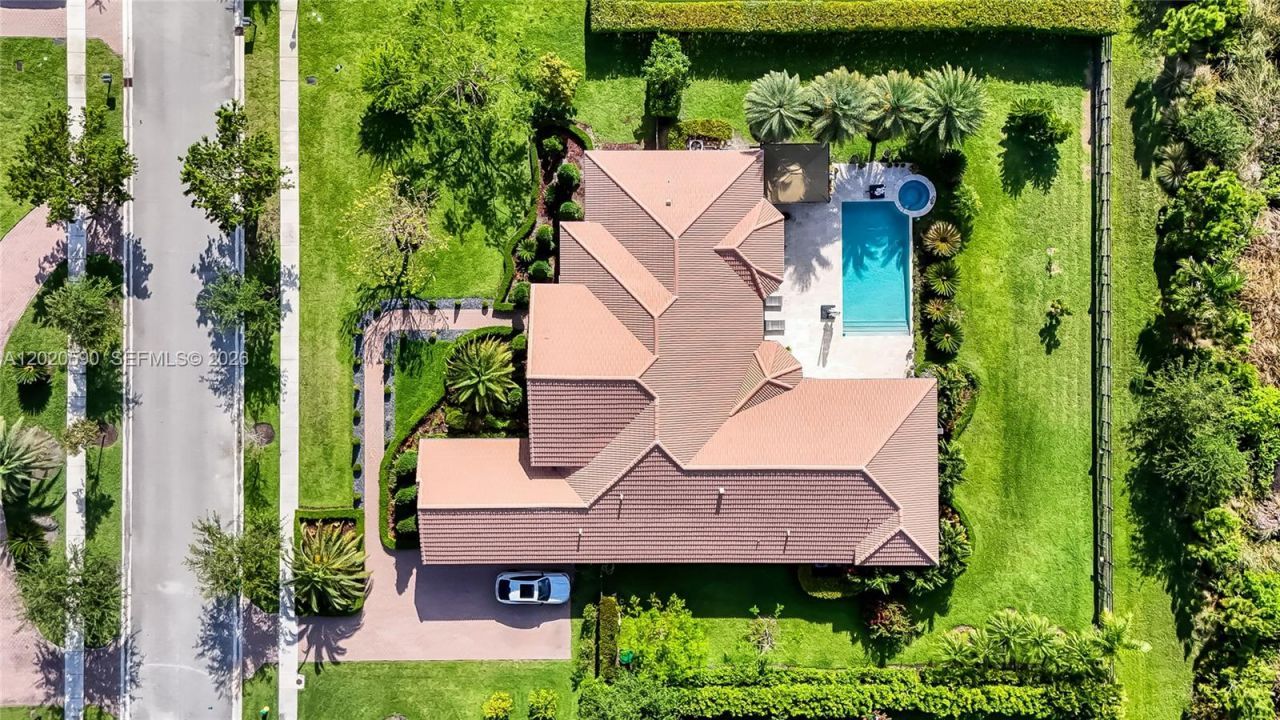 5703 N Sterling Ranch Dr, Davie, FL 33314 Photo