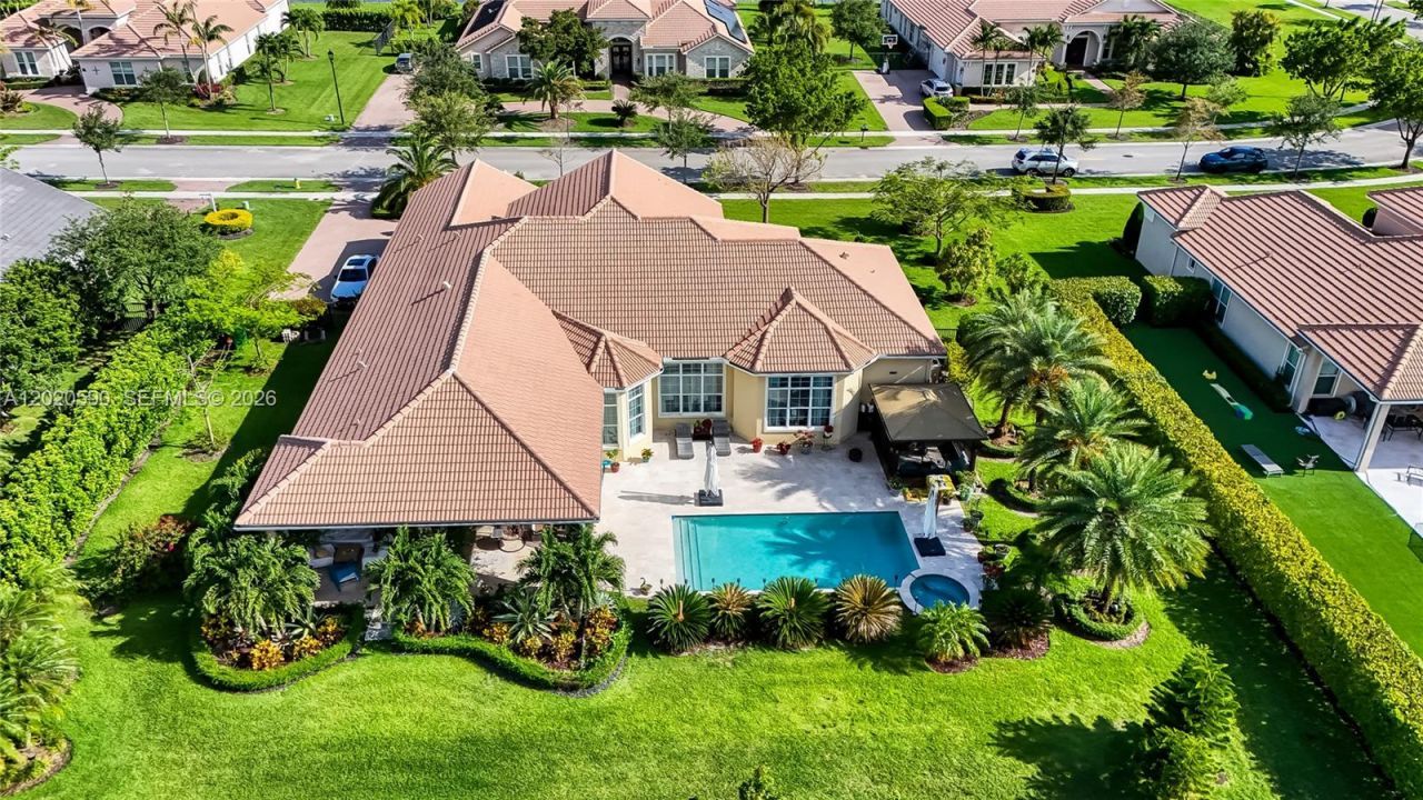 5703 N Sterling Ranch Dr, Davie, FL 33314 Photo