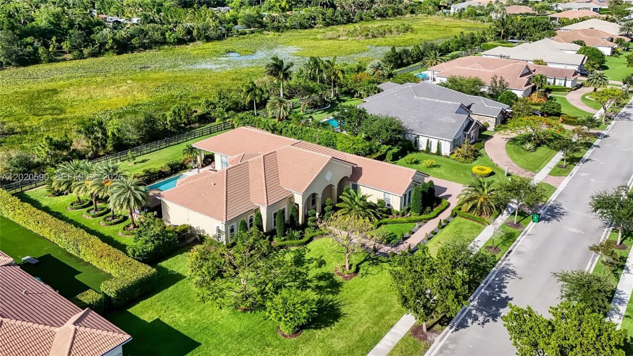 5703 N Sterling Ranch Dr, Davie, FL 33314 Photo