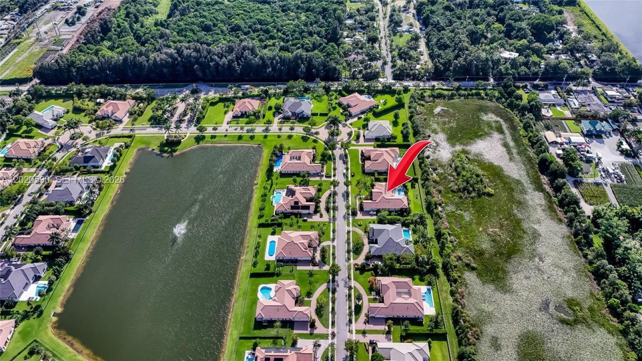 5703 N Sterling Ranch Dr, Davie, FL 33314 Photo