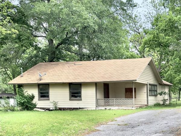 228 League Street S, Sulphur Springs, TX 75482