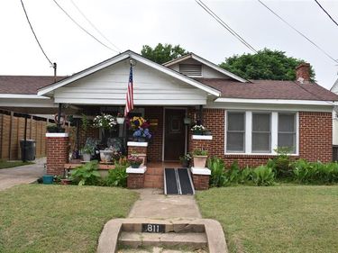 811 Buckalew Street, Dallas, TX 75208