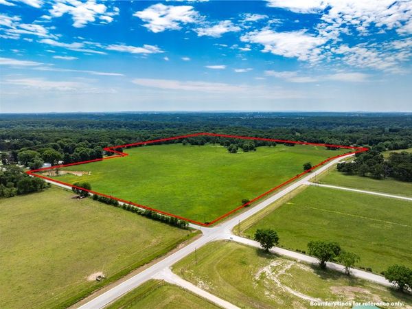 13434 43 Highway , Siloam Springs, AR 72761