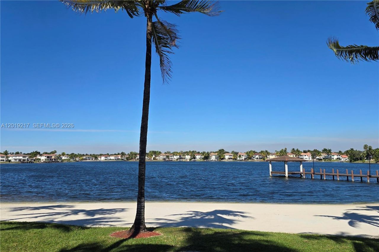 10720 NW 66th St, Unit 308, Doral, FL 33178 Photo