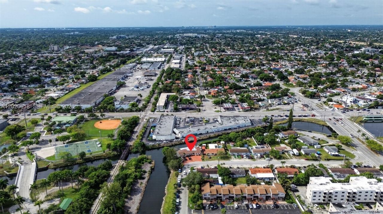 7100 NW 1st Ter , Miami, FL 33126 Photo