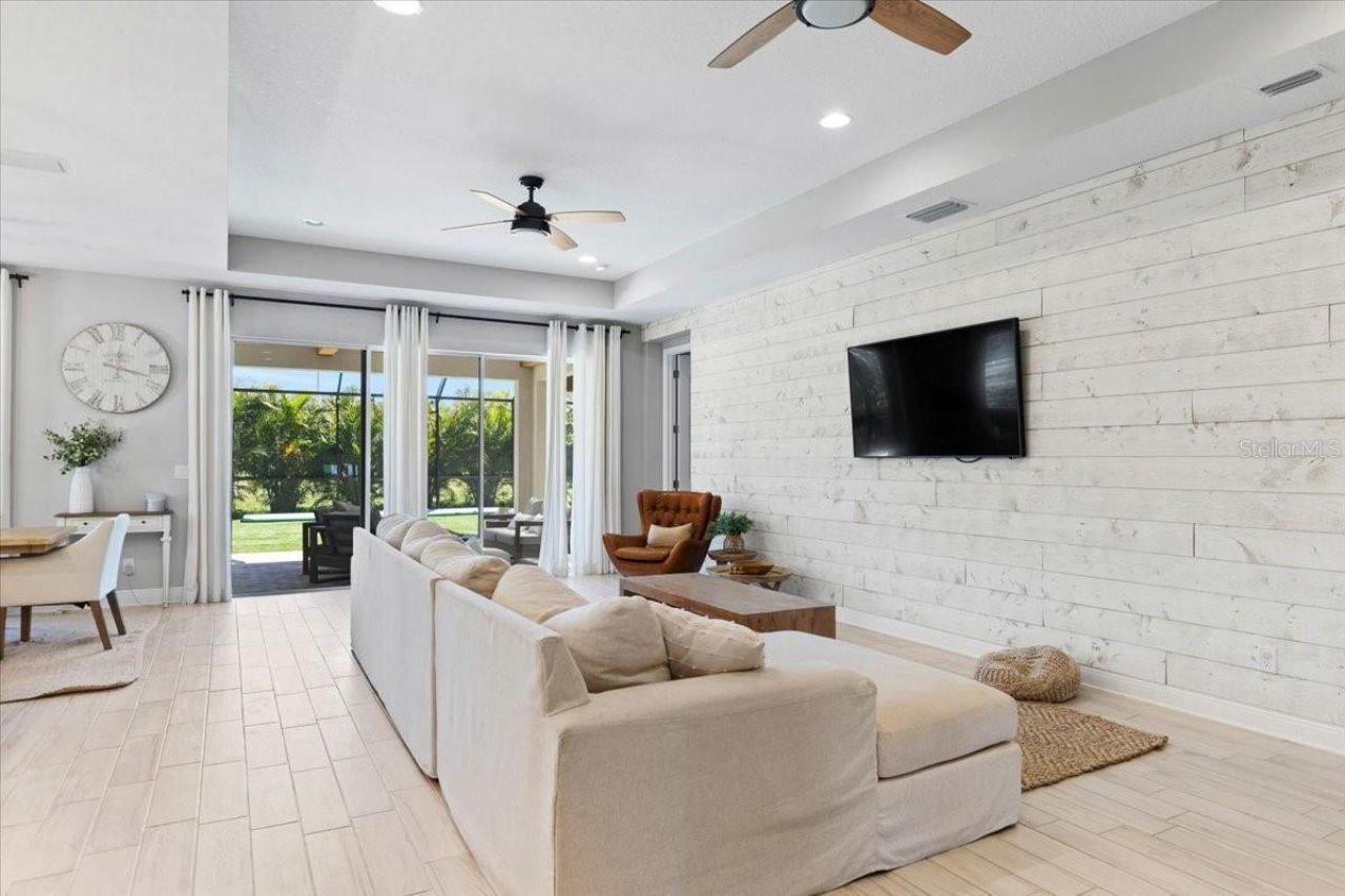2017 Woodleaf Hammock Court , Bradenton, FL 34211 Photo