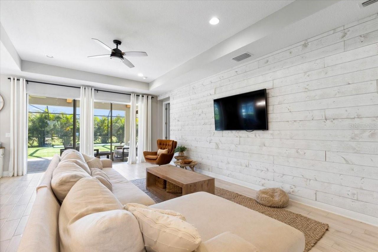 2017 Woodleaf Hammock Court , Bradenton, FL 34211 Photo