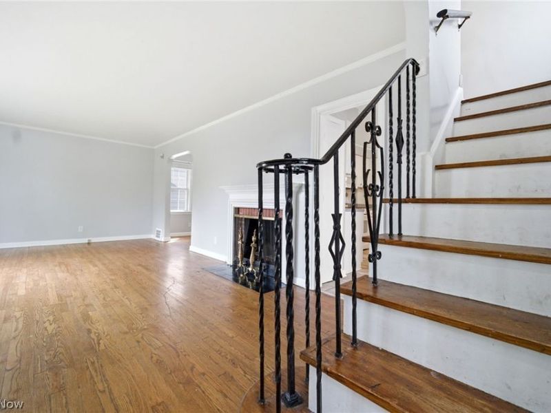 4438 Baintree Road , University Heights, OH 44118 Photo 4