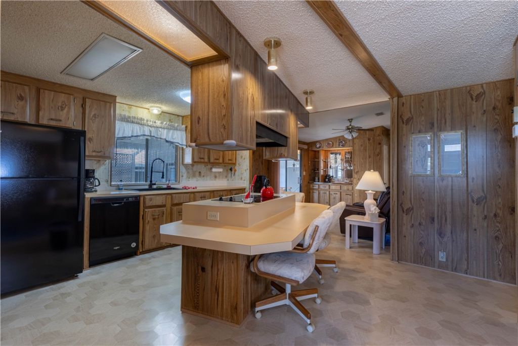 605 Marlin Circle, Barefoot Bay, FL 32958 Photo