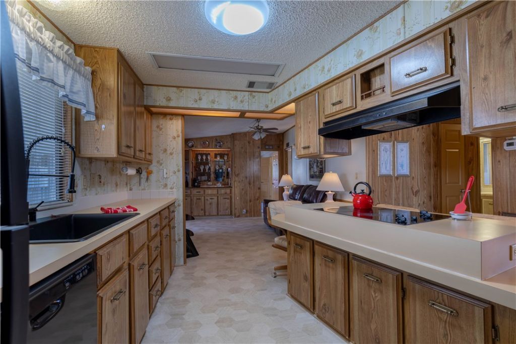 605 Marlin Circle, Barefoot Bay, FL 32958 Photo