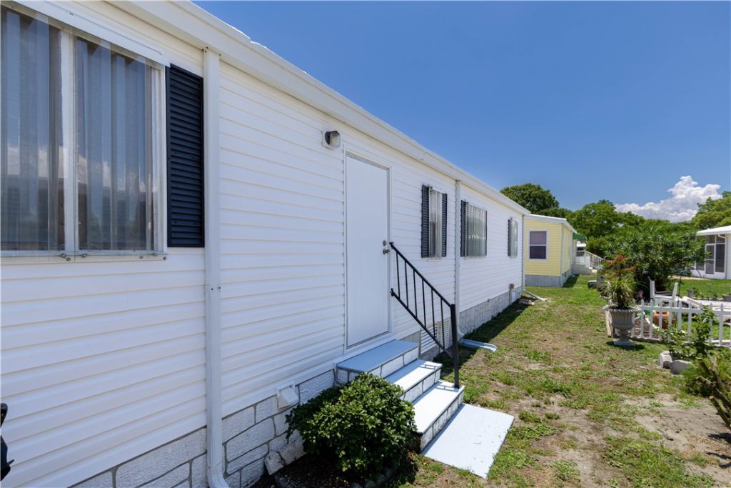 605 Marlin Circle, Barefoot Bay, FL 32958 Photo