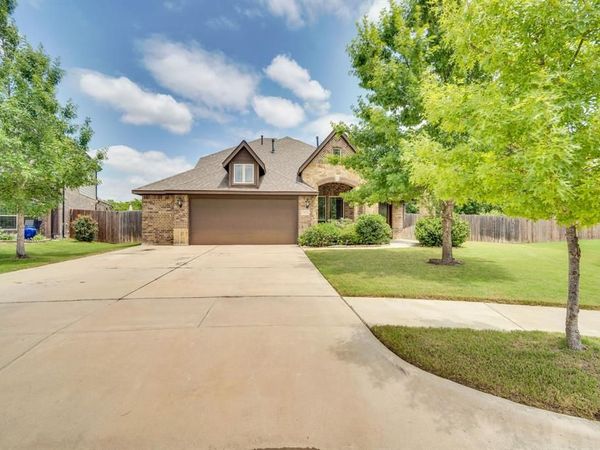 1316 Lacey Oak Drive, Mansfield, TX 76063