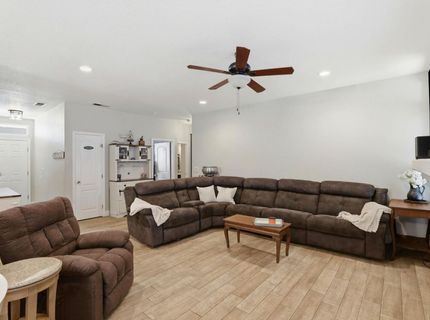 146 Orange Blossom Cir, Folsom, CA 95630 Photo