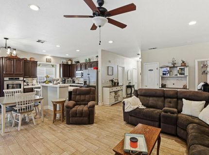 146 Orange Blossom Cir, Folsom, CA 95630 Photo
