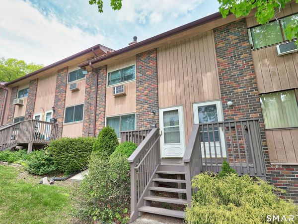228 Oakville, Unit D, Waterbury, CT 06708