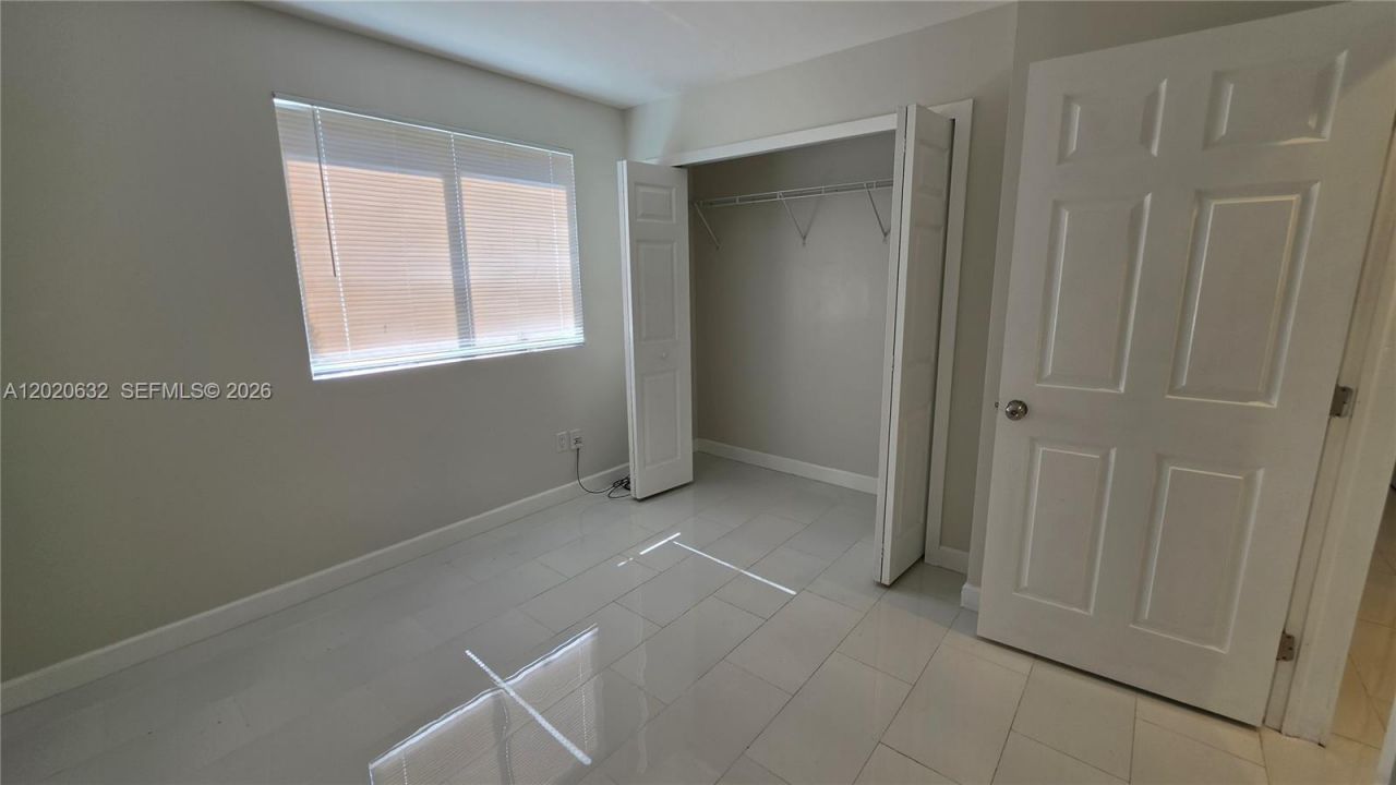 1068 NW 112th St , Unit 1068, Miami, FL 33168 Photo