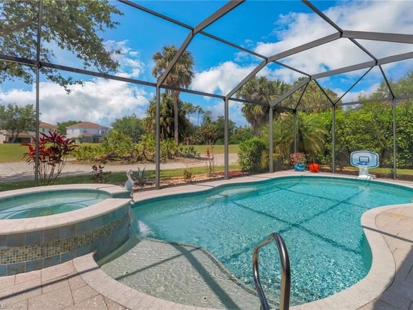 2165 Vardin PL, NAPLES, FL 34120