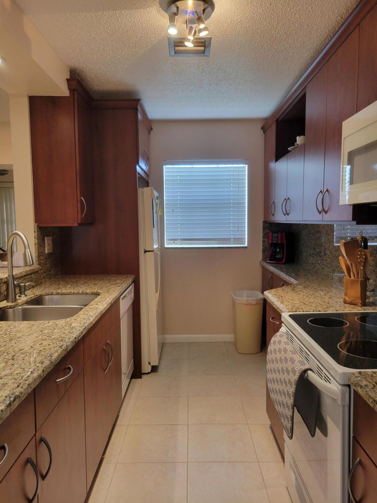 14629 Canalview Drive, Unit C, Delray Beach, FL 33484 Photo