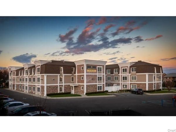 168 Fulton Street , Unit W306, Farmingdale, NY 11735