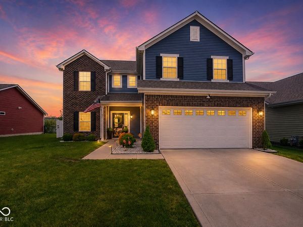 941 Knox Drive , Franklin, IN 46131