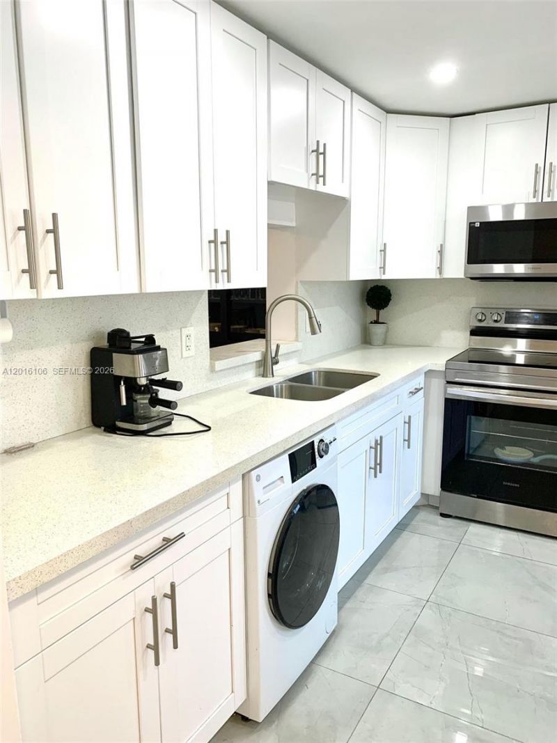 501 NE 14th Ave , Unit 601, Hallandale Beach, FL 33009 Photo