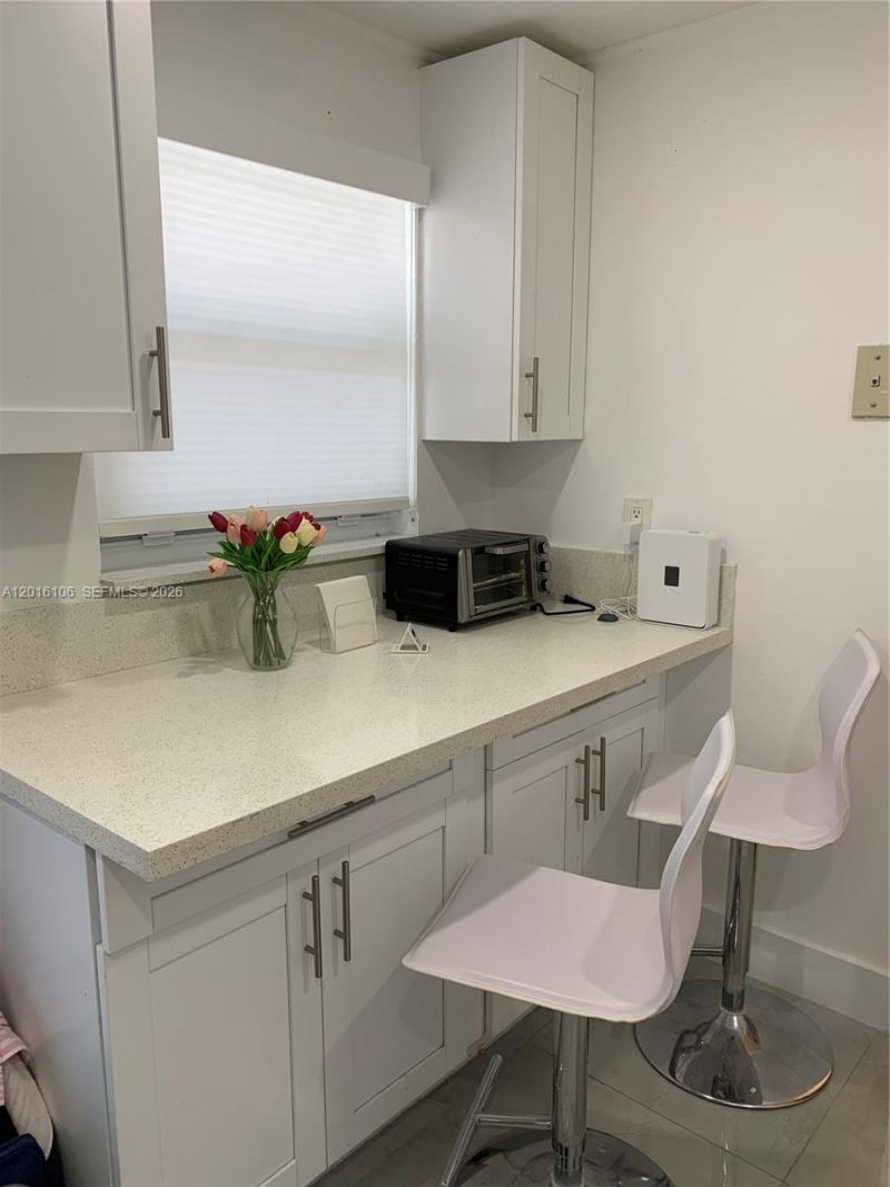 501 NE 14th Ave , Unit 601, Hallandale Beach, FL 33009 Photo