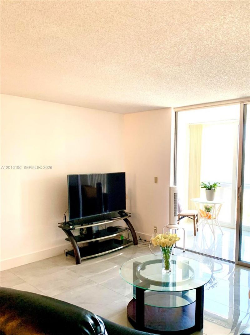 501 NE 14th Ave , Unit 601, Hallandale Beach, FL 33009 Photo