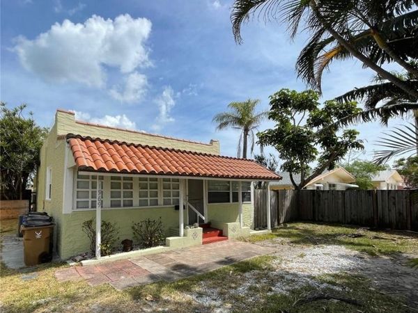 1969 NE 4th Street, Deerfield Beach, FL 33441