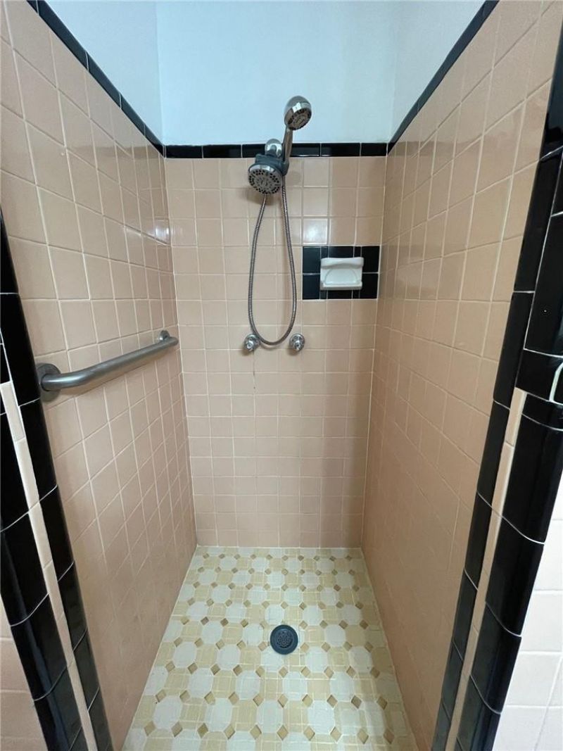 1969 NE 4th Street, Deerfield Beach, FL 33441 Photo
