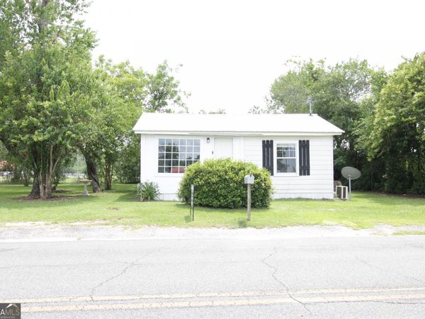 511 E 17th Street, Alma, GA 31510