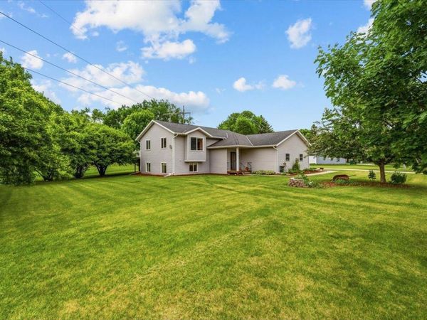 1230 Lenore Way, Fergus Falls, MN 56537