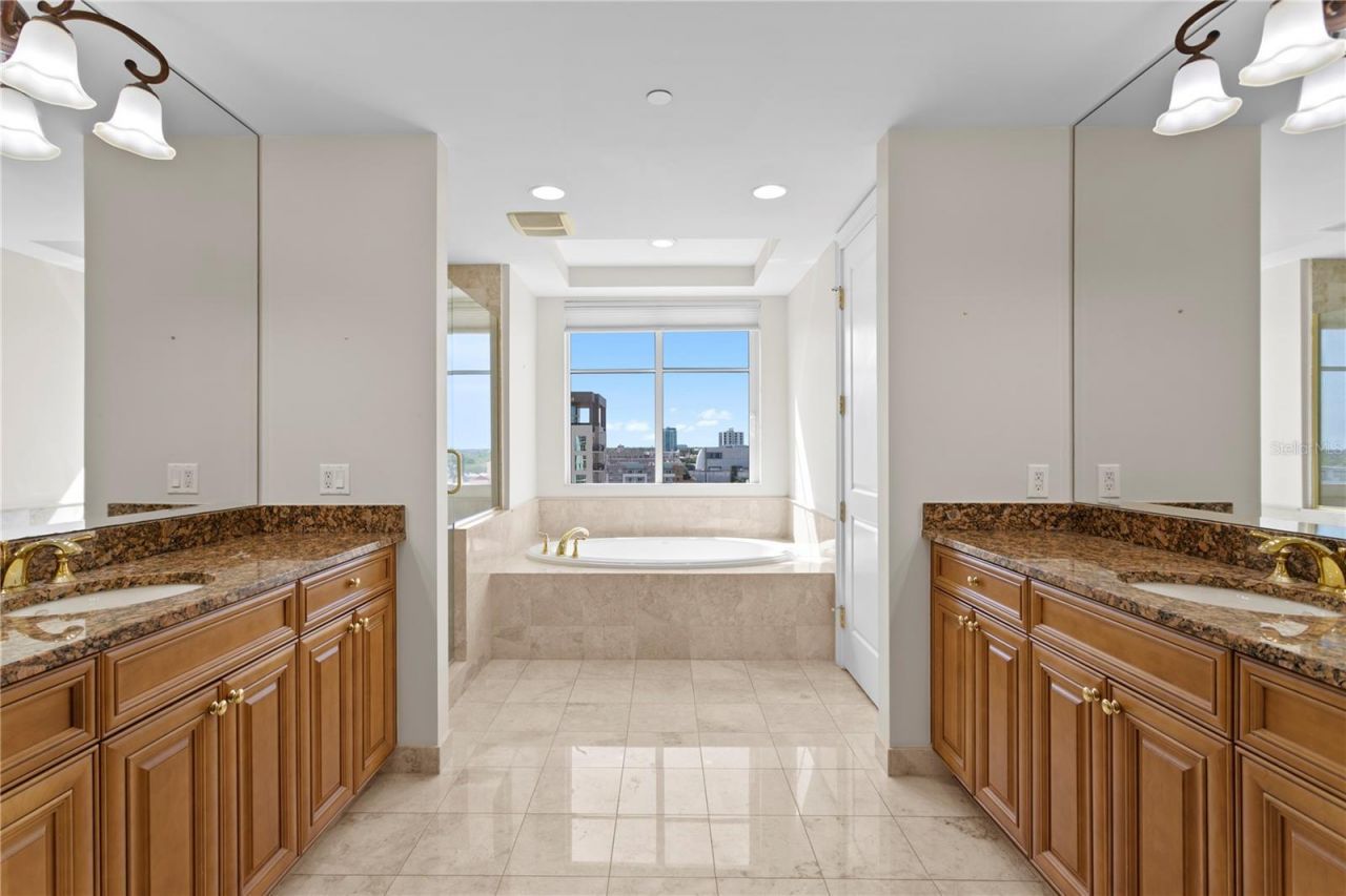 300 Beach Drive Ne, Unit 1201, Saint Petersburg, FL 33701 Photo