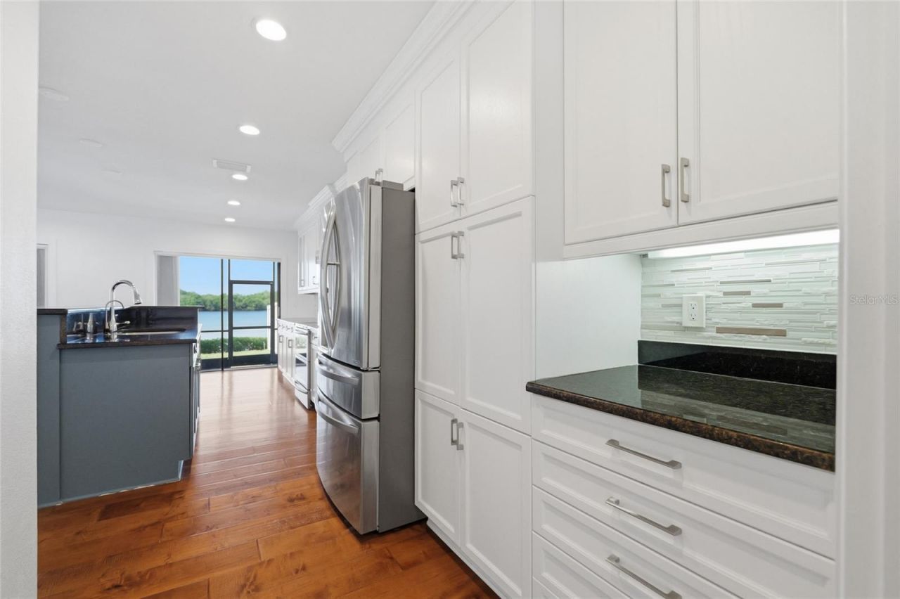 1070 Sanabel Court Ne, Saint Petersburg, FL 33702 Photo