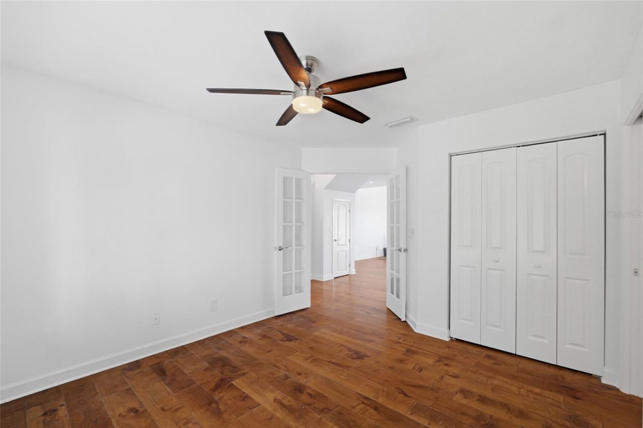 1070 Sanabel Court Ne, Saint Petersburg, FL 33702 Photo