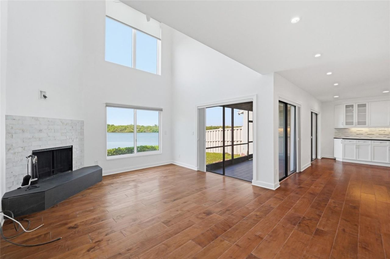 1070 Sanabel Court Ne, Saint Petersburg, FL 33702 Photo
