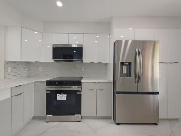 7280 Amberly Lane, Unit 207, Delray Beach, FL 33446