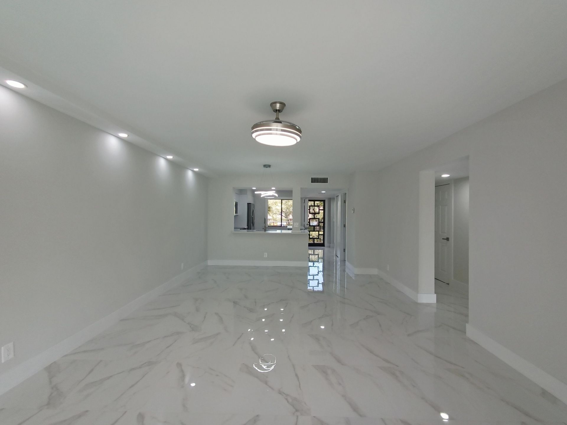 7280 Amberly Lane, Unit 207, Delray Beach, FL 33446 Photo