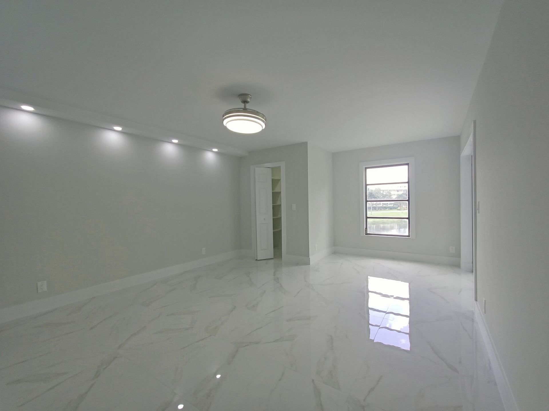 7280 Amberly Lane, Unit 207, Delray Beach, FL 33446 Photo