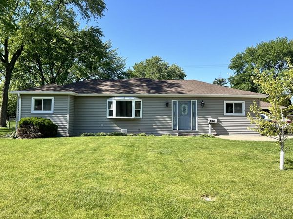 440 Aster Lane , Hoffman Estates, IL 60169